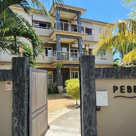 Number 5, Pebble Bay Appartments 格兰贝伊 外观 照片